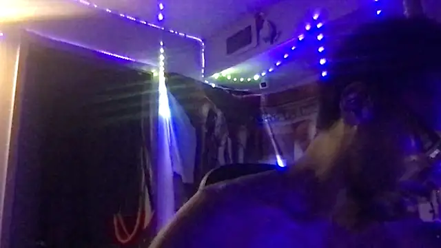 Triggerhappycj100 online show from 24, 9, 2025