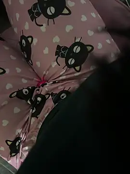 Snapshot of laure_torres chatting on 11, 9, 2025 laure torres online show from 11, 9, 2025