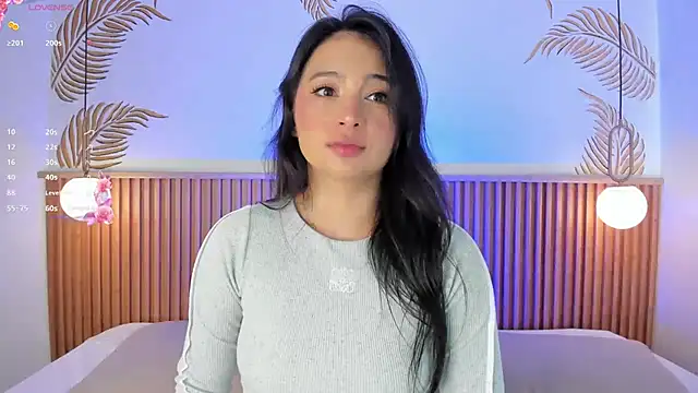 Snapshot of Valleriie_ chatting on 30, 4, 2026 Valleriie online show from 30, 4, 2026