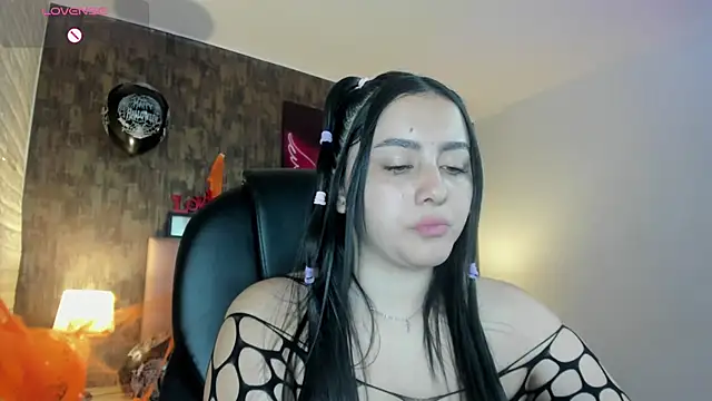 Snapshot of marian__stone chatting on 23, 10, 2025 marian stone online show from 23, 10, 2025