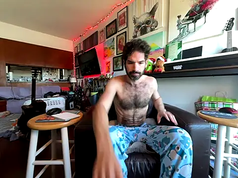 Pupscritch online show from 15, 12, 2025