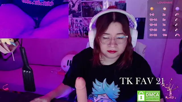 Snapshot of Pink_girl0n chatting on 24, 4, 2026 Pink girl0n online show from 24, 4, 2026