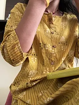 modelnishu online show from 15, 2, 2026