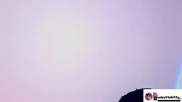 Snapshot of celestte_evans_1 chatting on 15, 12, 2025 celestte evans 1 online show from 15, 12, 2025