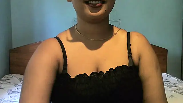 Snapshot of LoveTrainX chatting on 3, 3, 2026 LoveTrainX online show from 3, 3, 2026