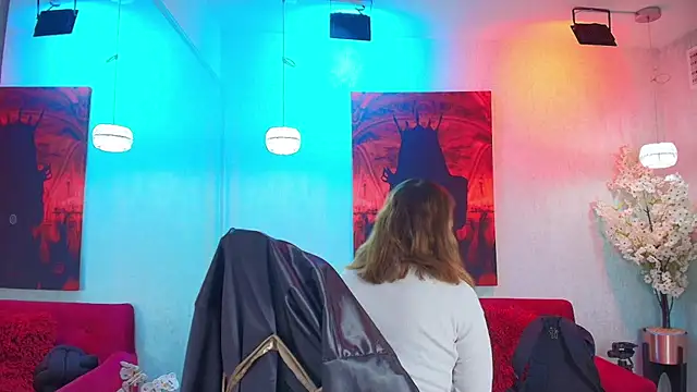 Snapshot of Valery_milleer chatting on 27, 10, 2025 Valery milleer online show from 27, 10, 2025