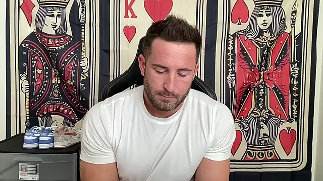 Snapshot of brettmycles28 chatting on 6, 11, 2025 brettmycles28 online show from 6, 11, 2025