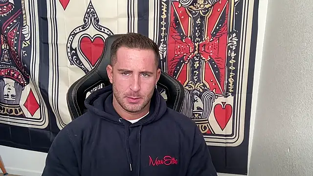 Snapshot of brettmycles28 chatting on 3, 12, 2025 brettmycles28 online show from 3, 12, 2025