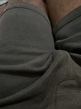 bigDick 000610 online show from 21, 4, 2026