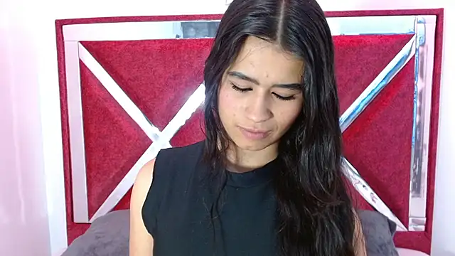 Snapshot of luna_starr69 chatting on 10, 9, 2025 luna starr69 online show from 10, 9, 2025