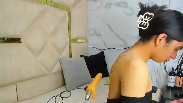 Snapshot of Allisonts69 chatting on 25, 10, 2025 Allisonts69 online show from 25, 10, 2025