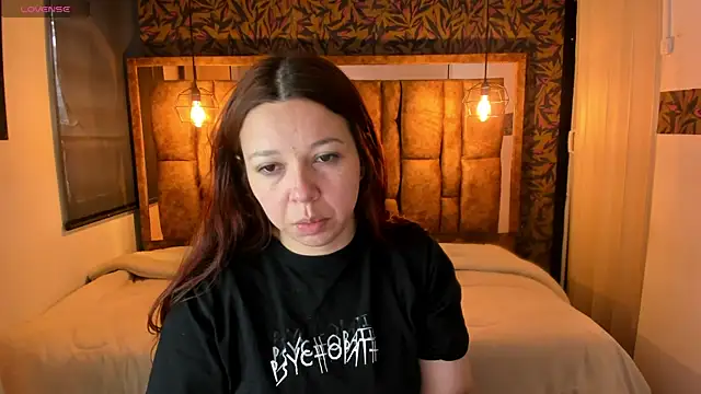 Isa Thompson   online show from 20, 11, 2025