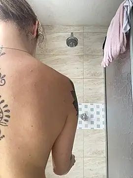 karla-thomsom10 online show from 13, 1, 2026