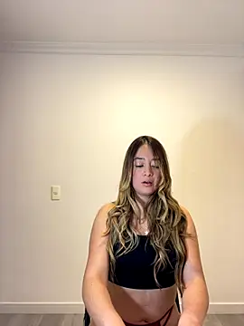 Snapshot of Zara_Ross chatting on 18, 11, 2025 Zara Ross online show from 18, 11, 2025