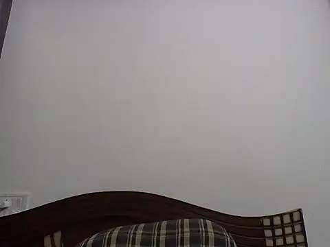 Snapshot of anu-anu2002 chatting on 18, 12, 2025 anu-anu2002 online show from 18, 12, 2025