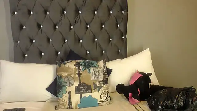 BIG BOOBSxXxX online show from 12, 3, 2026