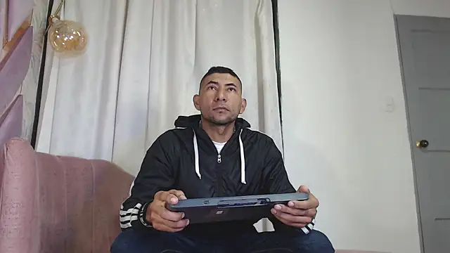 Morganandmegan online show from 18, 9, 2025