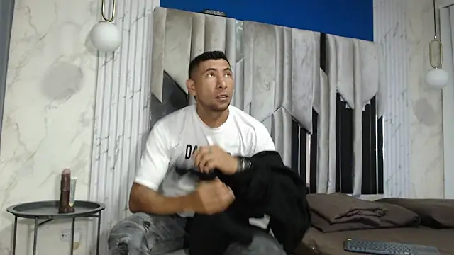 Morganandmegan online show from 7, 11, 2025