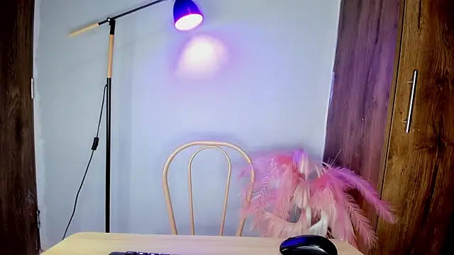 Snapshot of khate_smith chatting on 13, 2, 2026 khate smith online show from 13, 2, 2026