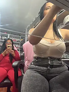 GiaDuque online show from 18, 2, 2026