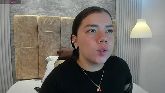 leilapons online show from 21, 11, 2025