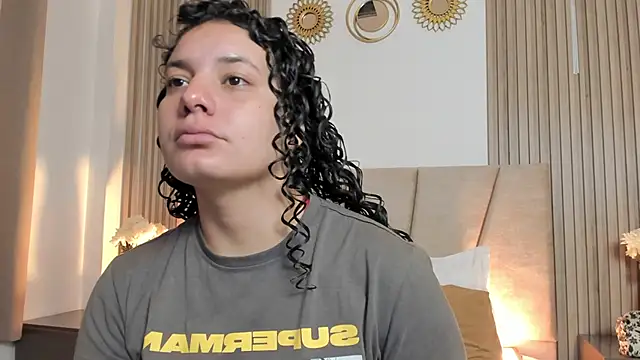 Rachell Jamess online show from 26, 9, 2025