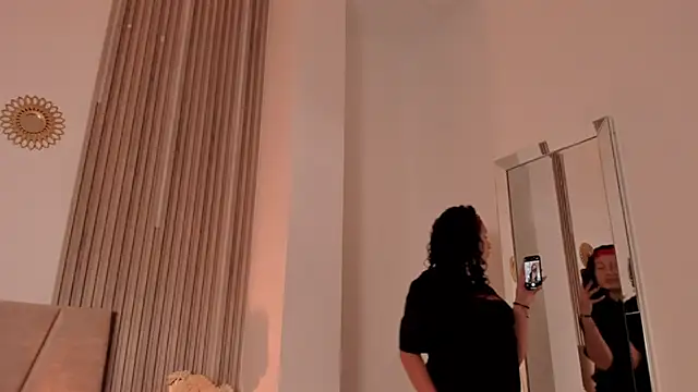 Rachell Jamess online show from 9, 10, 2025