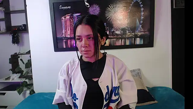 Snapshot of hellenngp chatting on 5, 11, 2025 hellenngp online show from 5, 11, 2025