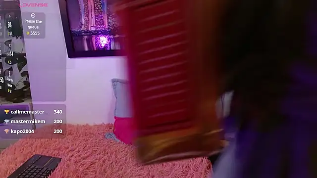 Snapshot of hellenngp chatting on 22, 11, 2025 hellenngp online show from 22, 11, 2025