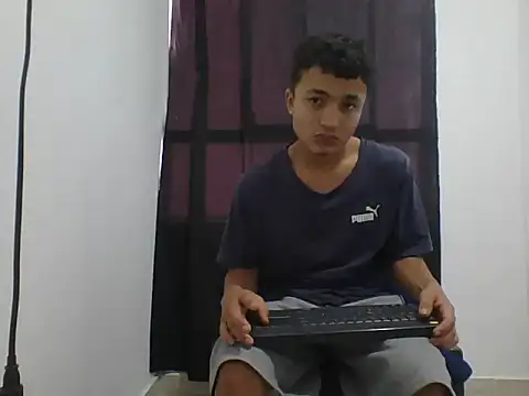 Snapshot of yissus_20_ chatting on 16, 10, 2025 yissus 20 online show from 16, 10, 2025