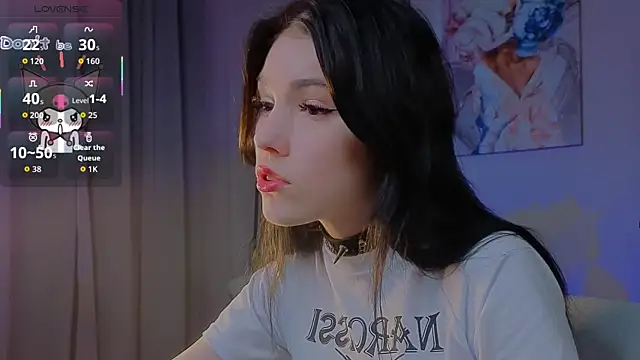 Sophie SkyAngel online show from 6, 11, 2025