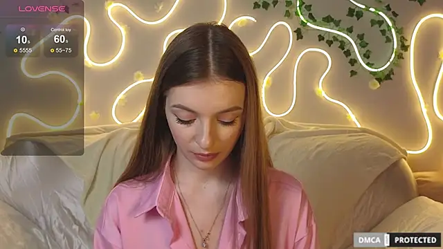 Alice-Meow online show from 1, 10, 2025