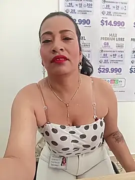 Snapshot of PAULA20- chatting on 22, 11, 2025 PAULA20- online show from 22, 11, 2025