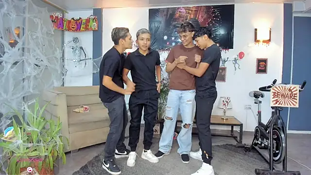 Bisexlifehot   online show from 28, 10, 2025