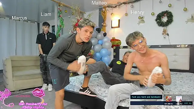 Bisexlifehot   online show from 22, 12, 2025