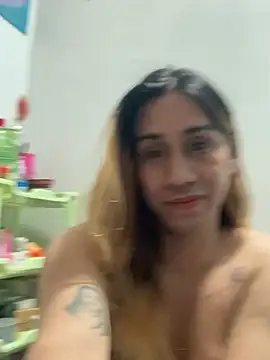pretty TRANSjona online show from 9, 8, 2026
