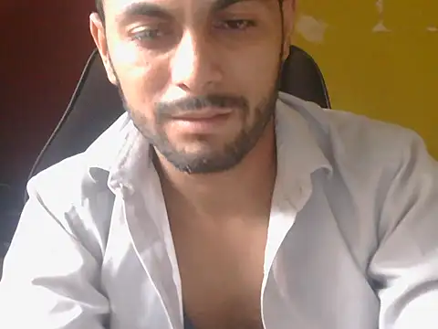 Snapshot of ursdreamperson chatting on 19, 6, 2026 ursdreamperson online show from 19, 6, 2026