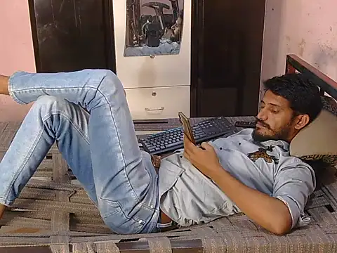 krishjaat43 online show from 14, 4, 2026