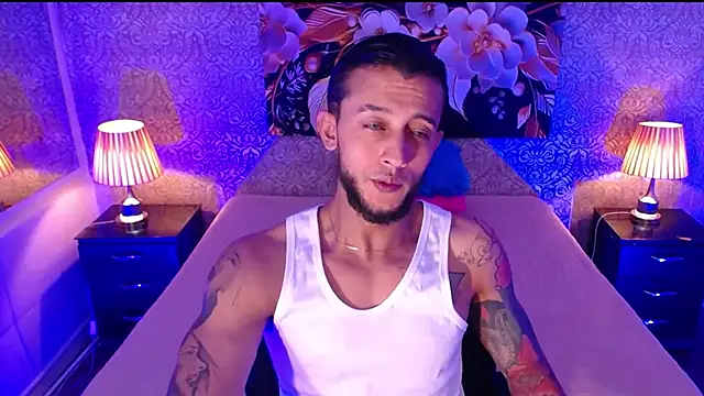 Snapshot of jonas_conor chatting on 18, 9, 2025 jonas conor online show from 18, 9, 2025