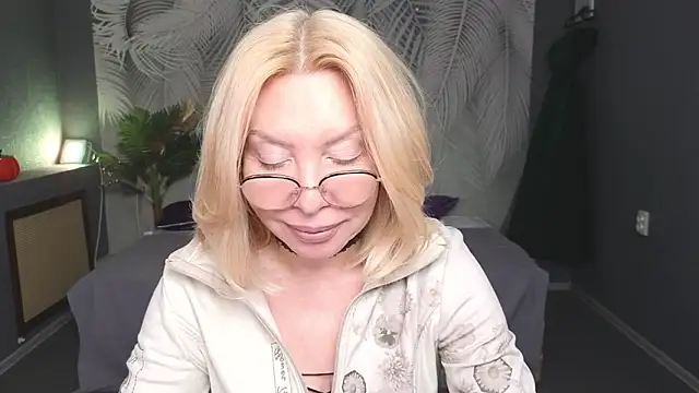 Wendy Waves online show from 20, 11, 2025