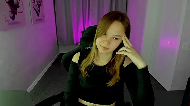 Snapshot of Lori_Blossom chatting on 23, 9, 2025 Lori Blossom online show from 23, 9, 2025