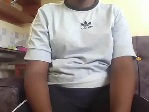Snapshot of Nodia32 chatting on 5, 6, 2026 Nodia32 online show from 5, 6, 2026