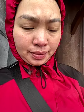 Nhung584 online show from 21, 10, 2025