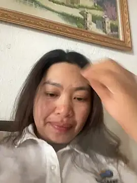 Nhung584 online show from 6, 11, 2025