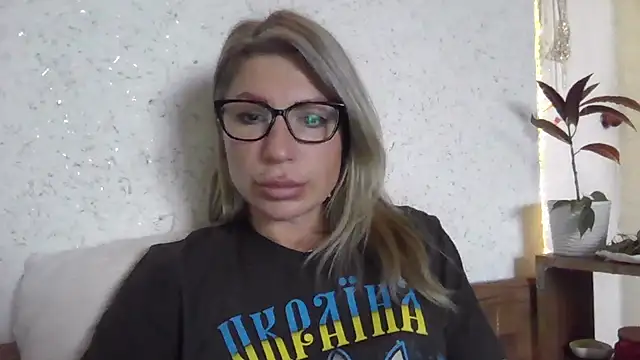 fox red lady7 online show from 10, 1, 2026