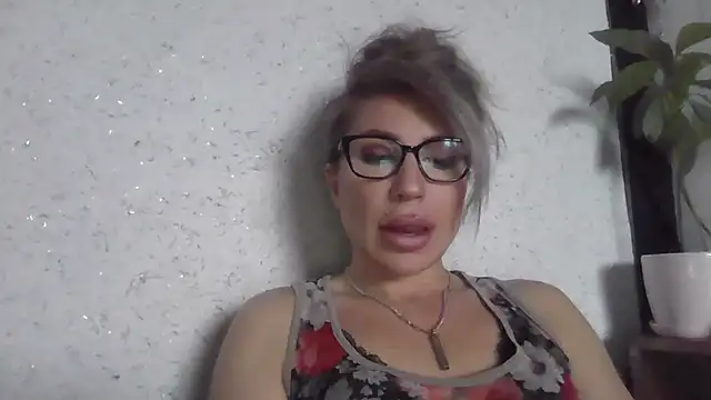 fox red lady7 online show from 30, 3, 2026