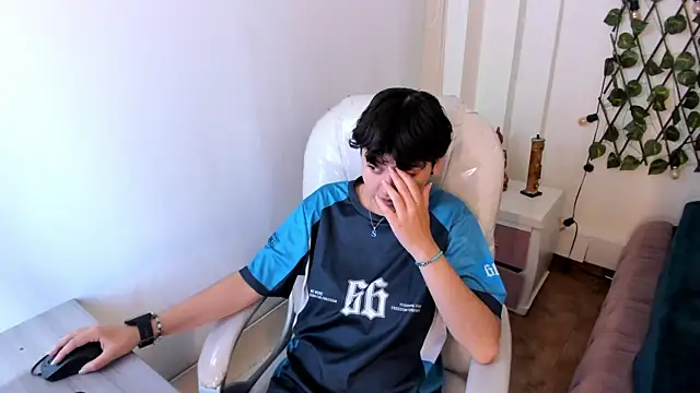 Nathaly ds online show from 21, 11, 2025