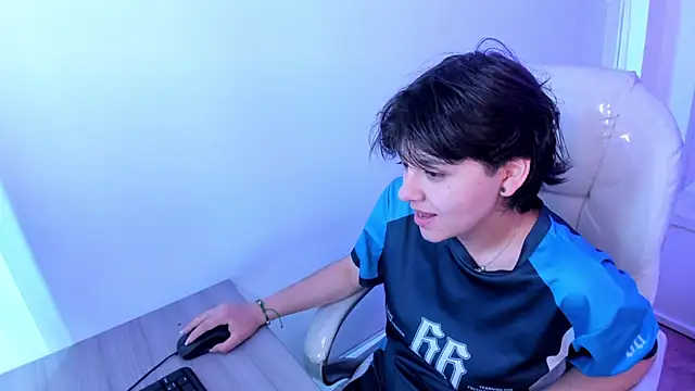 Nathaly ds online show from 8, 2, 2026