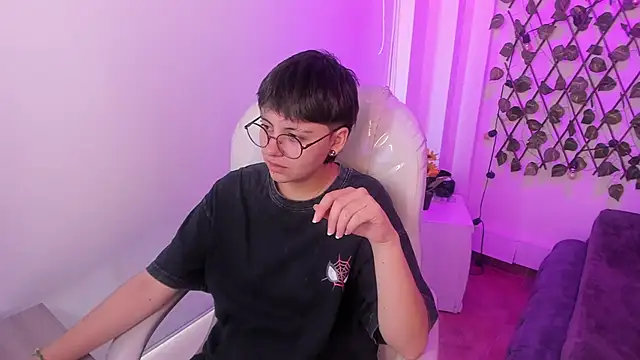 Nathaly ds online show from 26, 2, 2026