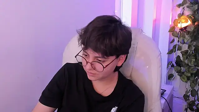 Nathaly ds online show from 18, 4, 2026